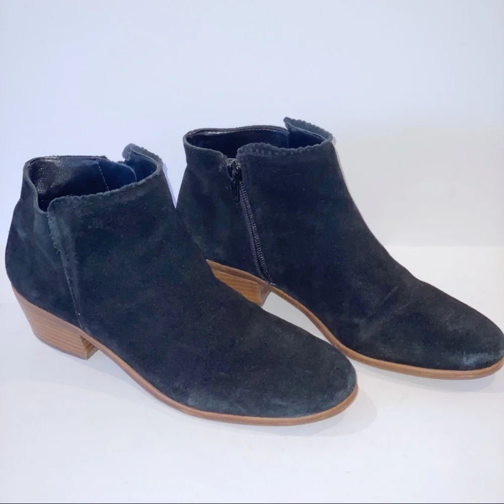 Jack Rogers Bailee Black Suede Bootie 8 Officecore Casual Everyday